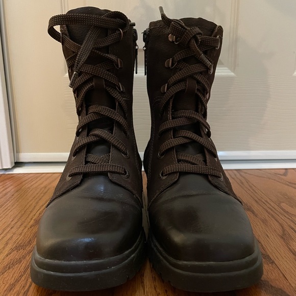 Naturalizer Aspen Leather Winter Boot - Picture 5 of 7